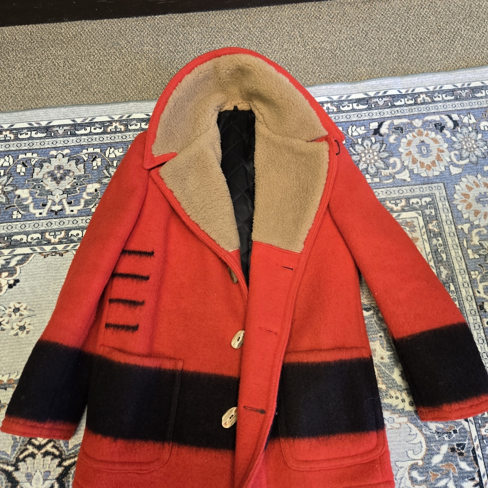 Marlboro Black Quilted Lining with Red Accent SIZE 44